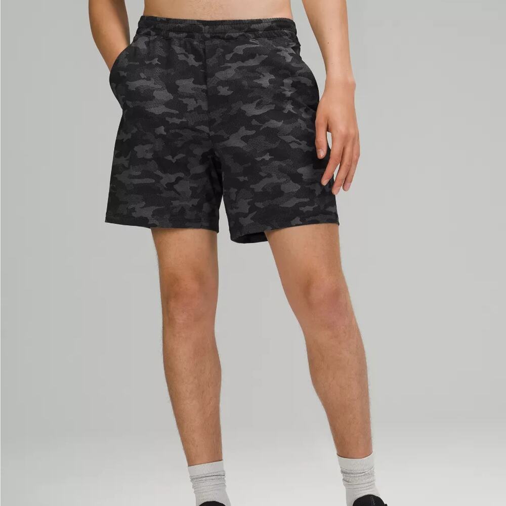 Lululemon Mens Black Grey Camouflage Lined Shorts Plus Size XXL Athletic Active